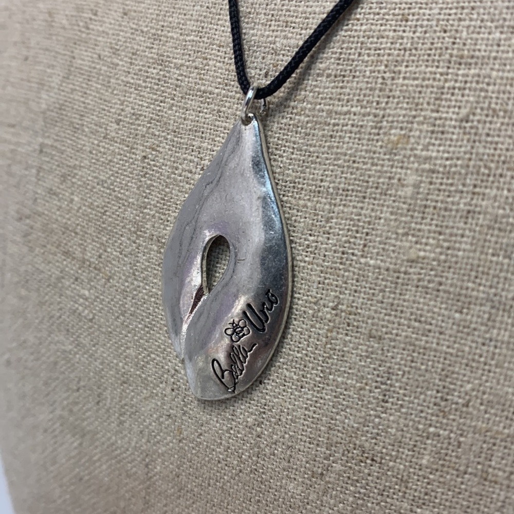 Bella Uno Womens 25% Recycled Metal Silver stone Selena Gomez Inspi Necklace B1